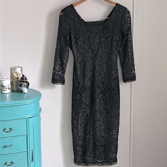 New Candie's Juniors' Black and Silver Foil Lace Special Occasion Column Dress - Picture 1 of 13